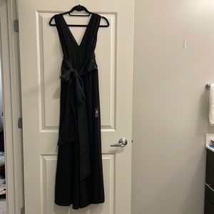 Black jumpsuit from Express. Size small. New with tags!